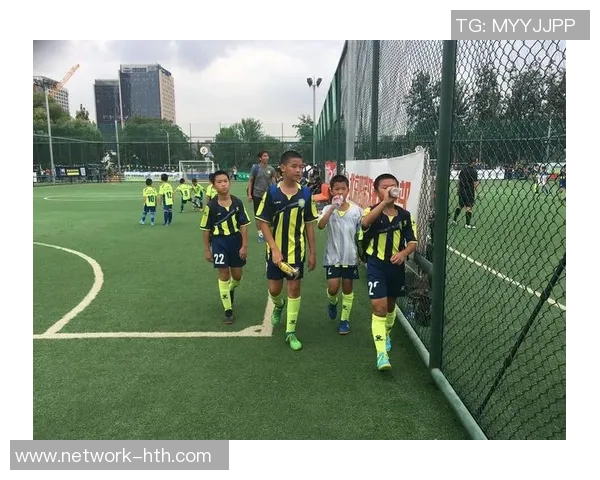 塔拉纳基与流浪队的激烈对决展现足球魅力与团队精神的巅峰对抗 塔拉纳基与流浪队的激烈对决展现足球魅力与团队精神的巅峰对抗