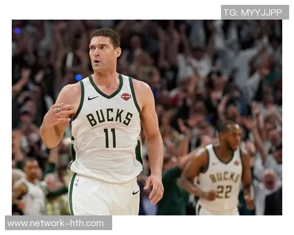 布鲁克洛佩斯如何在NBA赛场上重塑自我与球队命运