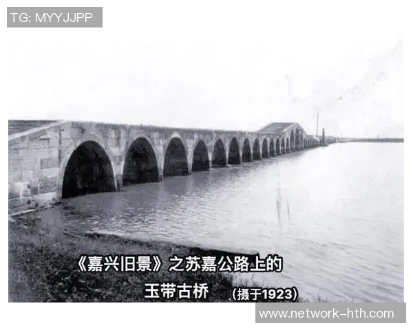 李安：从东方到西方的电影桥梁与文化交融的传奇旅程